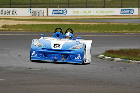 Peugeot Spider on the move - Henrik Jansen havde en god testdag, og fik kørt mange omgange.
(Foto: Motorsporten.dk)